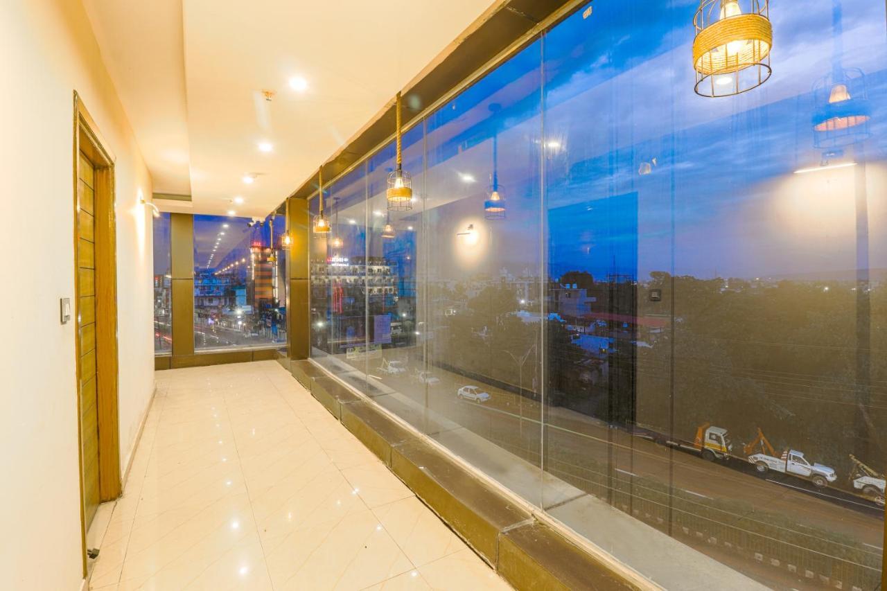 דהראדון The Glory Hotel מראה חיצוני תמונה