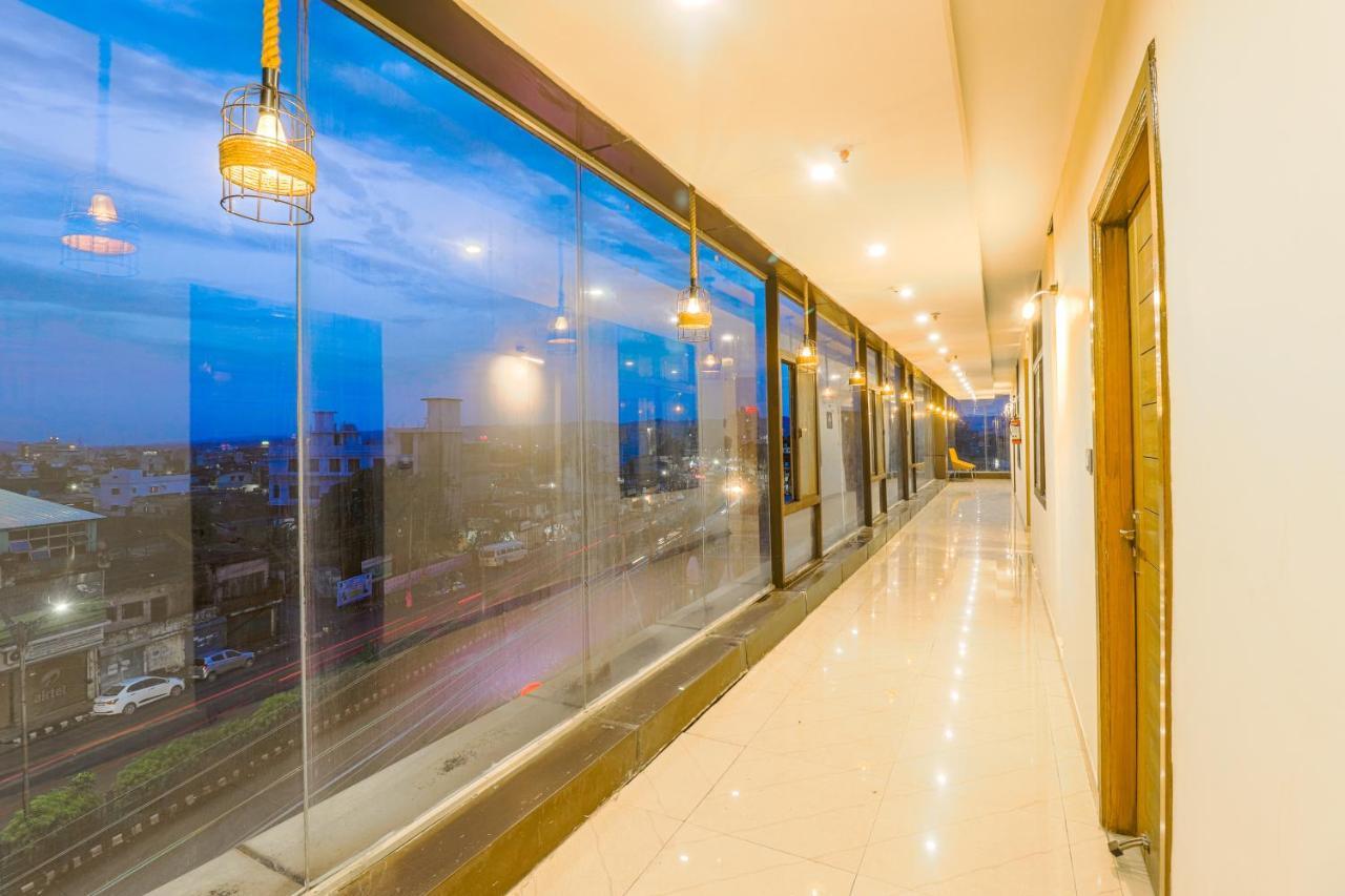 דהראדון The Glory Hotel מראה חיצוני תמונה